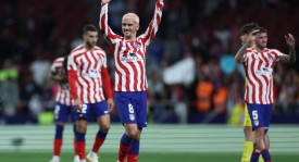 曼联拉什福德世界波双响，展现杀手本色助球队夺冠希望