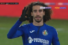 巴塞罗那赛季末决战完胜毕尔巴鄂竞技，梅西苏亚雷斯双星闪耀